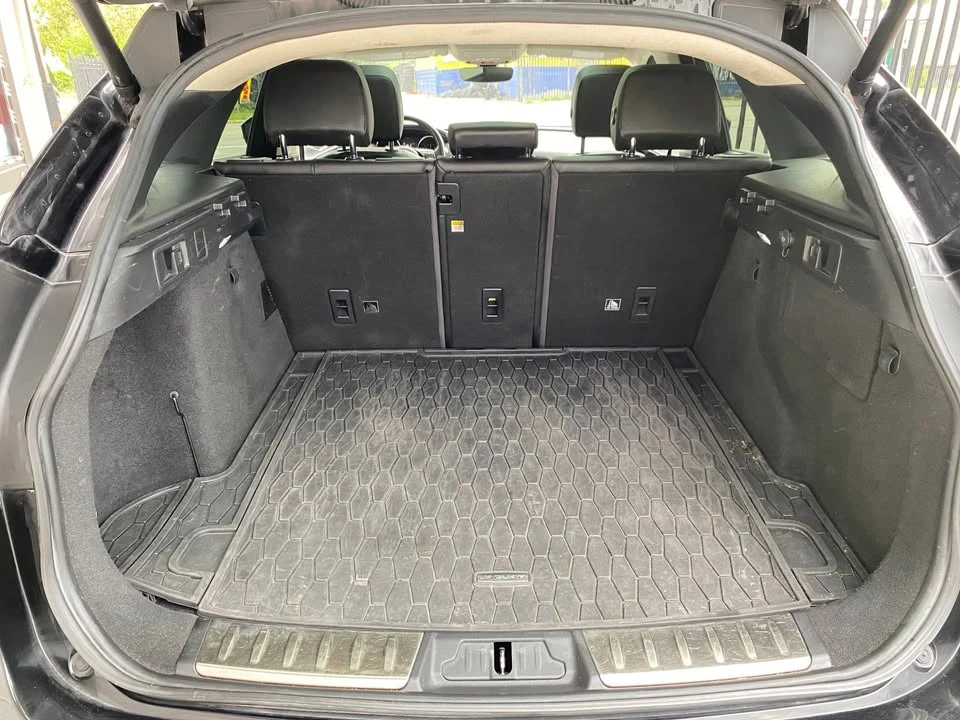 2019 Jaguar F-Pace - Image 10 of 20