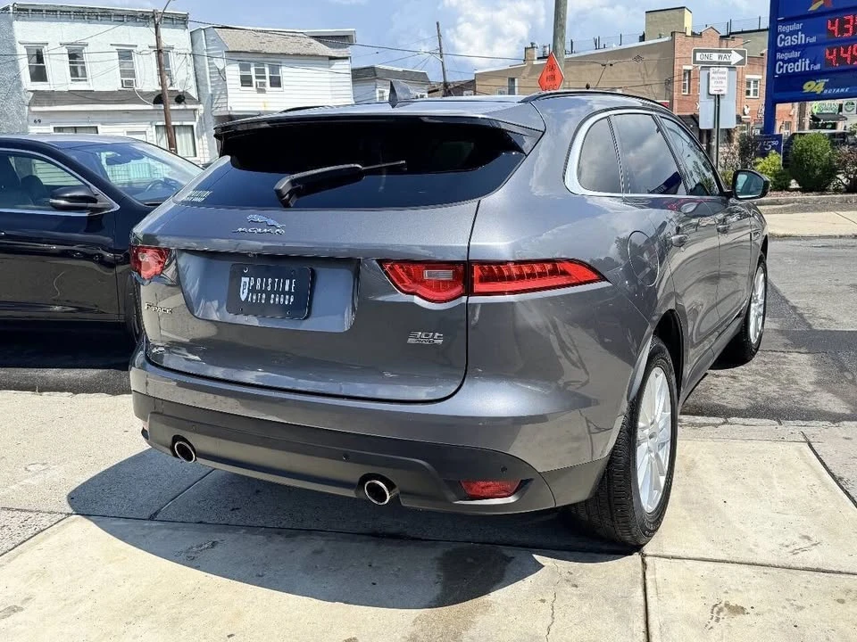 2019 Jaguar F-Pace - Image 7 of 20