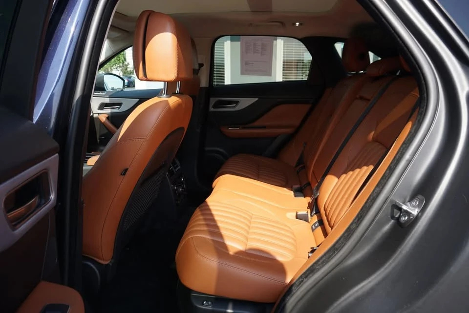 2019 Jaguar F-Pace - Image 19 of 20