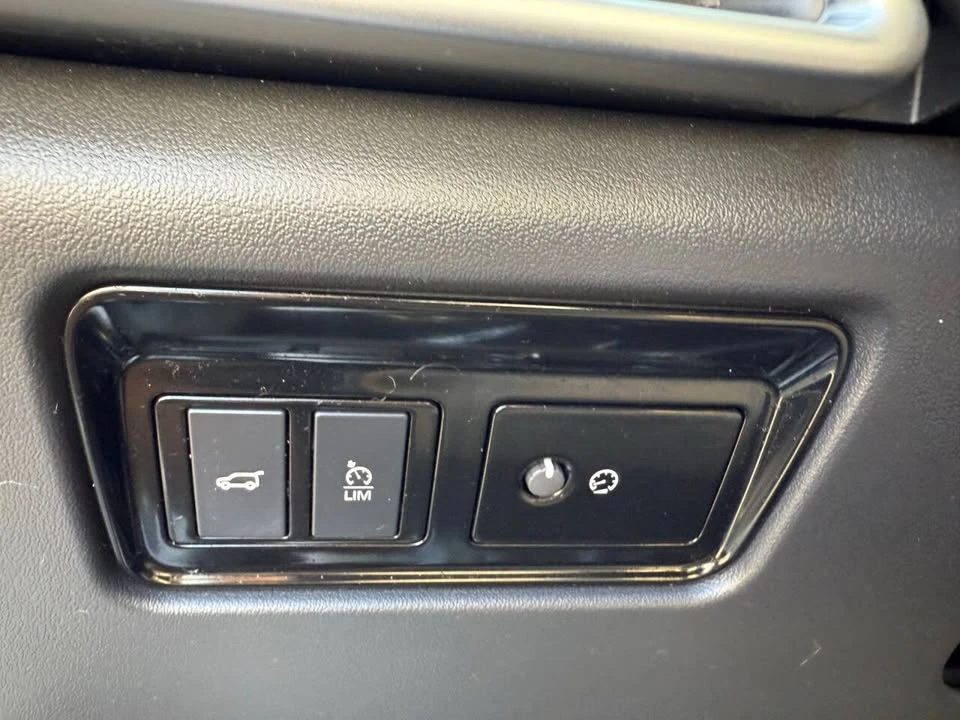 2019 Jaguar F-Pace - Image 14 of 20