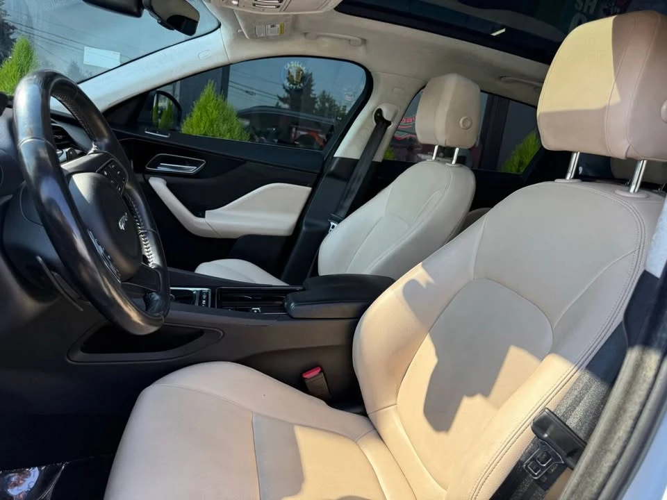 2019 Jaguar F-Pace - Image 12 of 20