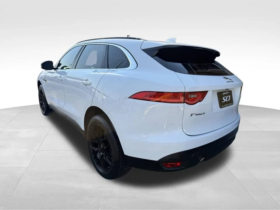 2019 Jaguar F-Pace - Image 7 of 20
