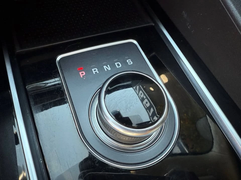 2019 Jaguar F-Pace - Image 16 of 20