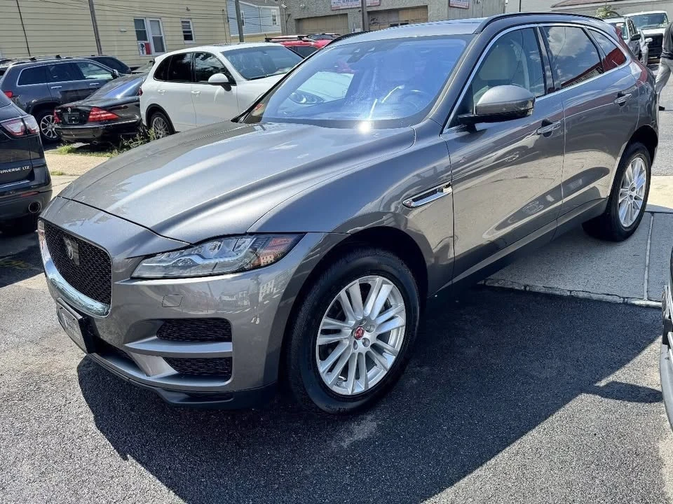 2019 Jaguar F-Pace - Image 13 of 20
