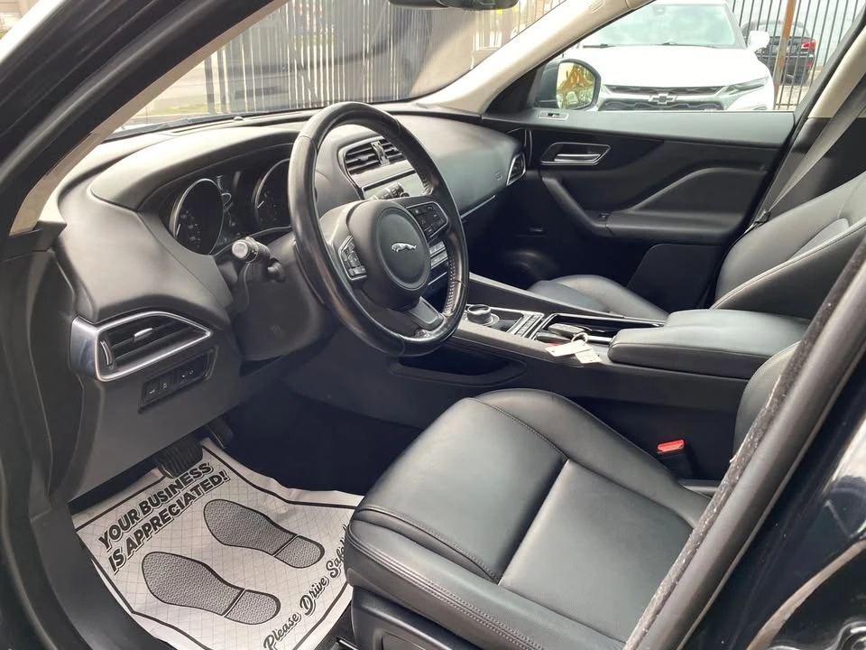 2019 Jaguar F-Pace - Image 3 of 20
