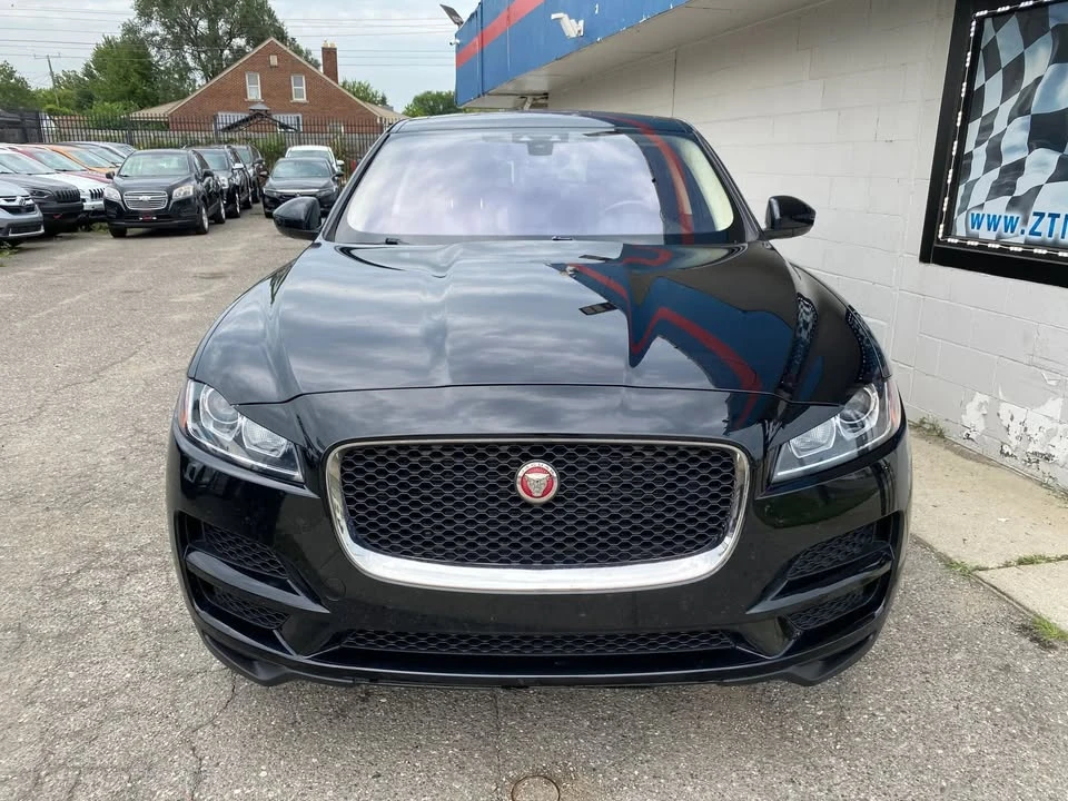 2019 Jaguar F-Pace - Image 5 of 20