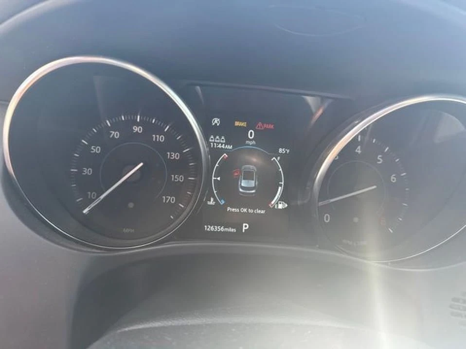 2019 Jaguar F-Pace - Image 10 of 14