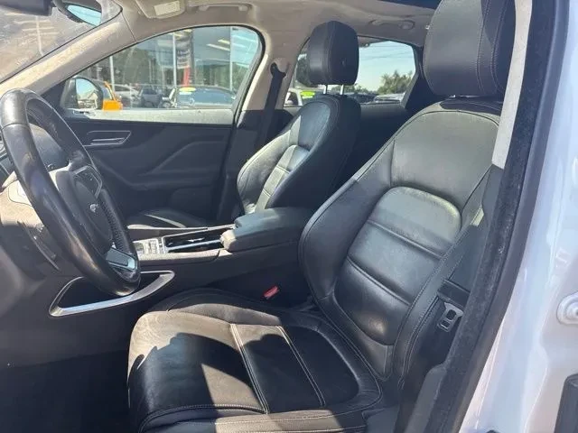 2019 Jaguar F-Pace - Image 5 of 13