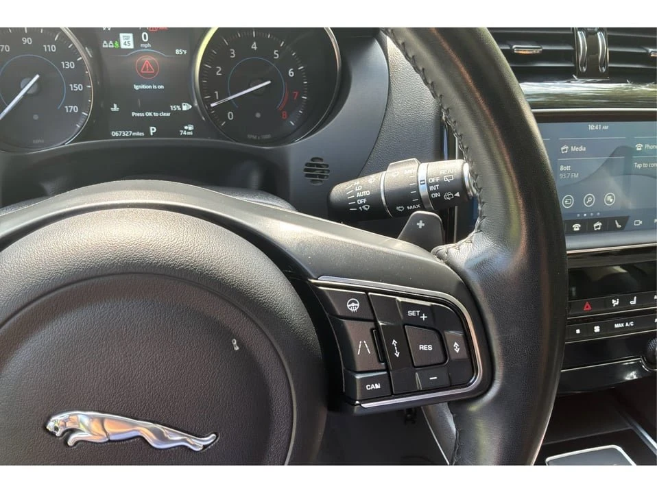 2019 Jaguar F-Pace - Image 17 of 20