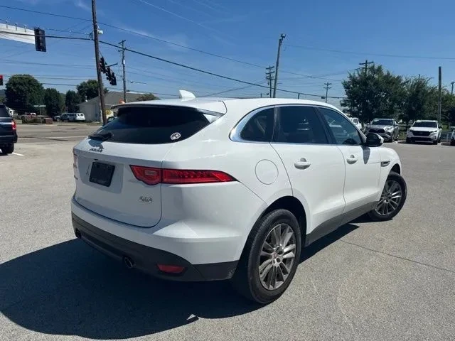 2019 Jaguar F-Pace - Image 3 of 13