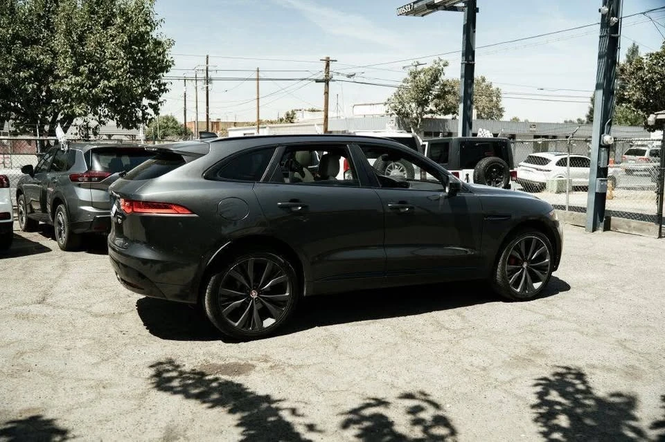 2019 Jaguar F-Pace - Image 8 of 20