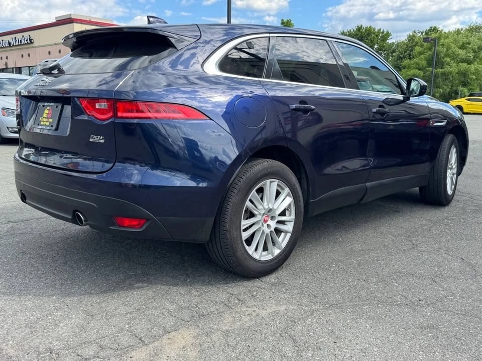 2019 Jaguar F-Pace - Image 11 of 20