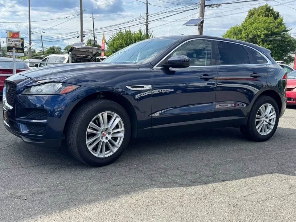 2019 Jaguar F-Pace - Image 5 of 20