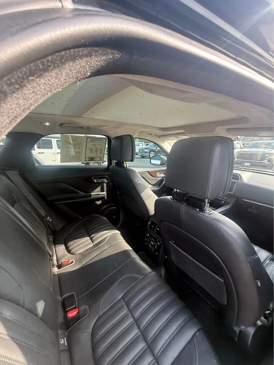 2019 Jaguar F-Pace - Image 5 of 5