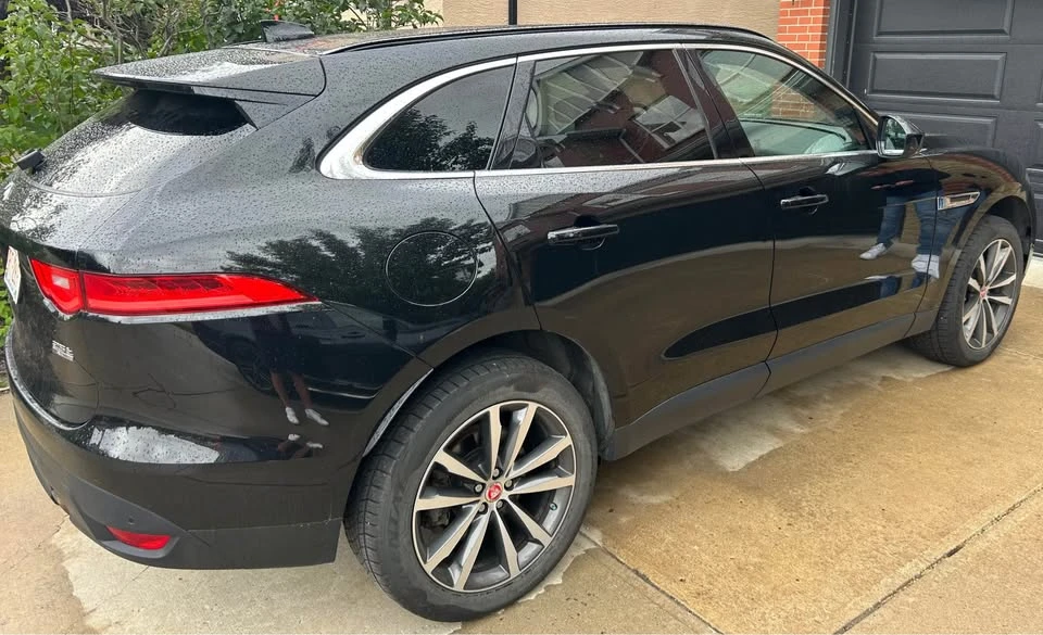 2019 Jaguar F-Pace - Image 5 of 10
