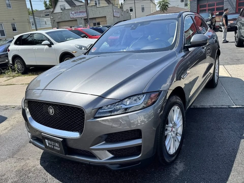 2019 Jaguar F-Pace - Image 16 of 20