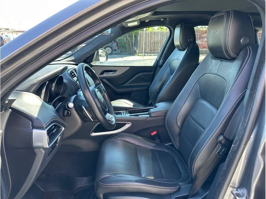 2019 Jaguar F-Pace - Image 11 of 20