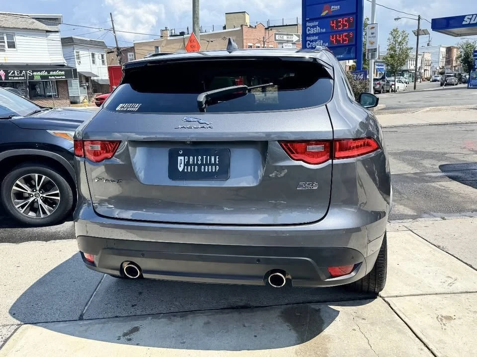 2019 Jaguar F-Pace - Image 12 of 20
