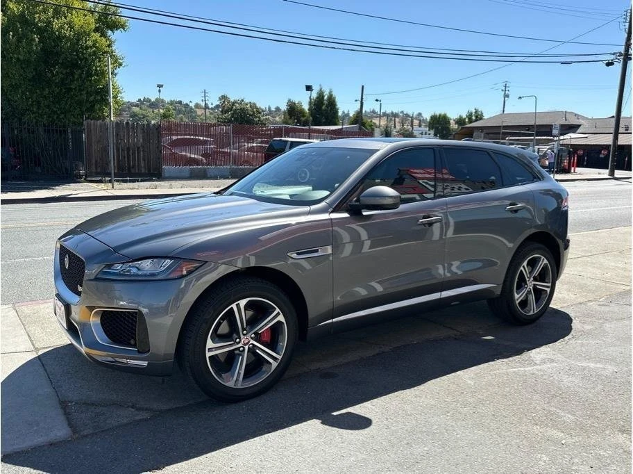 2019 Jaguar F-Pace - Image 3 of 20