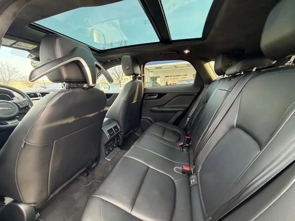 2019 Jaguar F-Pace - Image 19 of 20