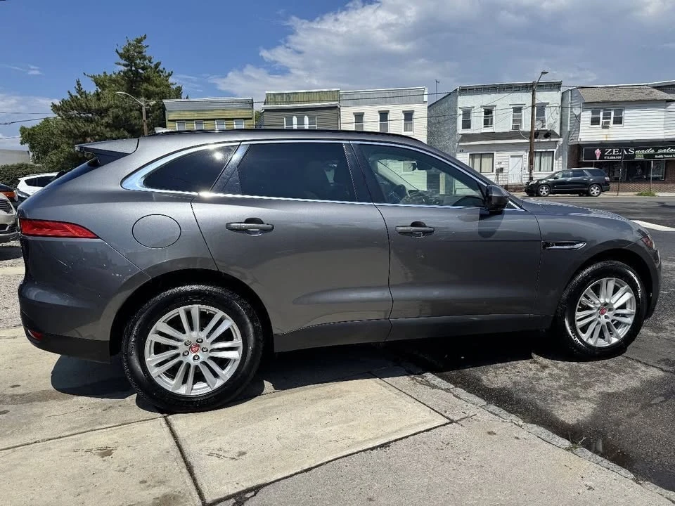 2019 Jaguar F-Pace - Image 6 of 20