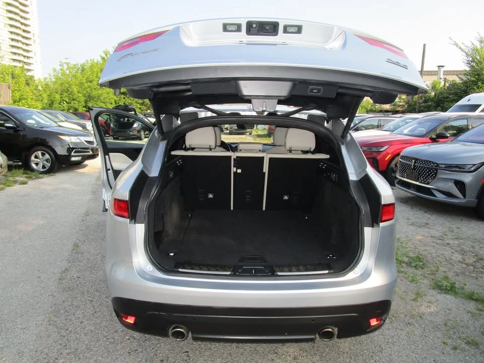 2019 Jaguar F-Pace - Image 19 of 20