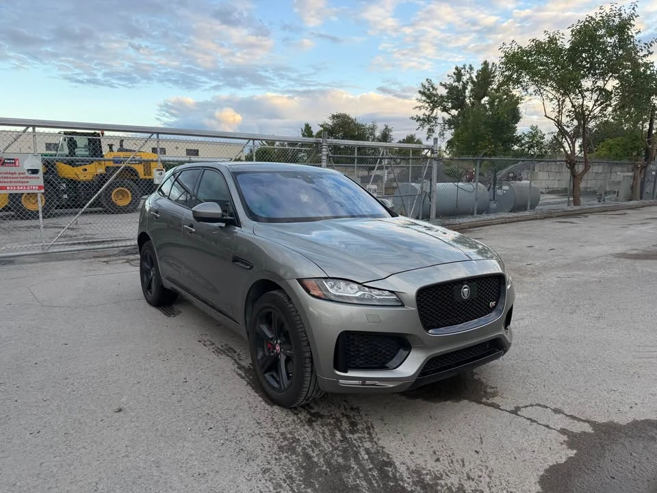 2019 Jaguar F-Pace - Image 2 of 12