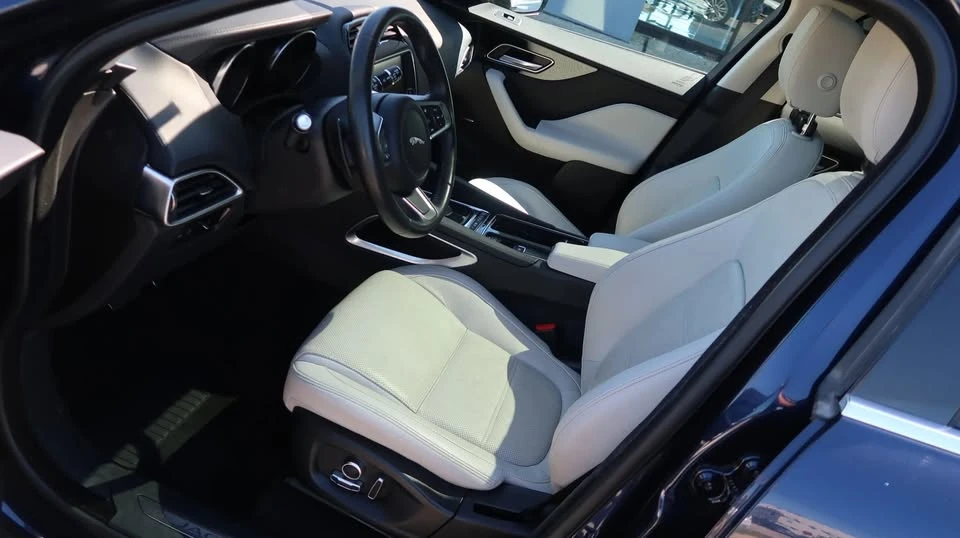 2019 Jaguar F-Pace - Image 5 of 20