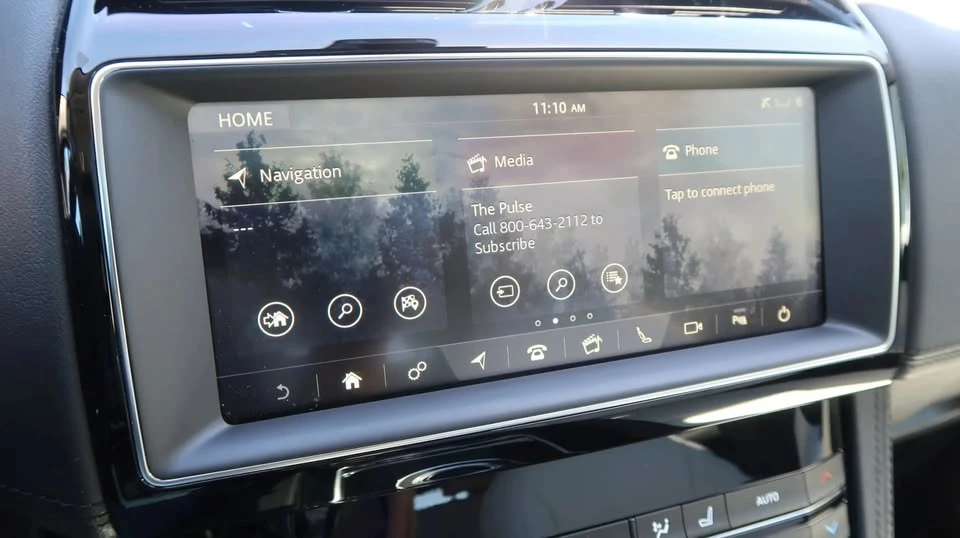 2019 Jaguar F-Pace - Image 16 of 20