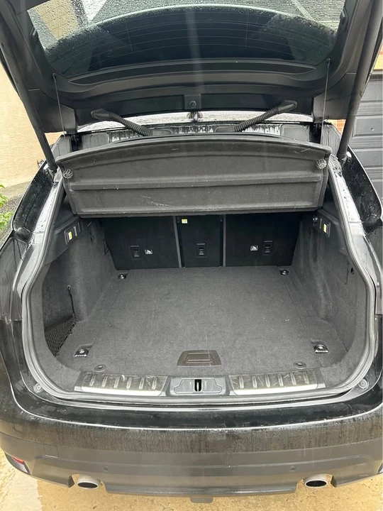 2019 Jaguar F-Pace - Image 10 of 10