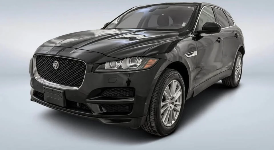 2019 Jaguar F-Pace - Image 2 of 7