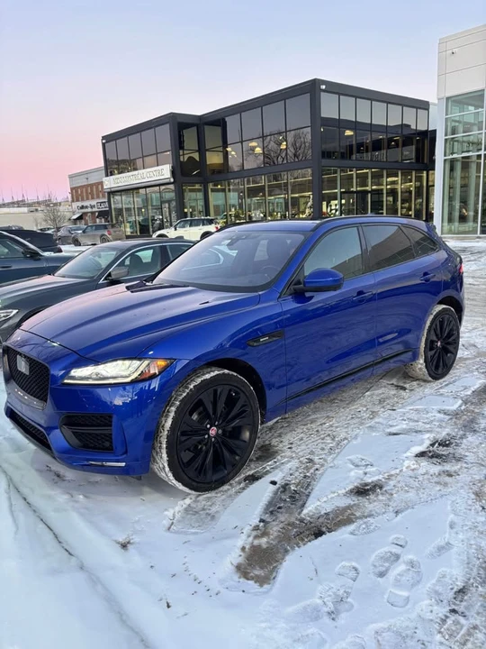 2019 Jaguar F-Pace - Image 3 of 3