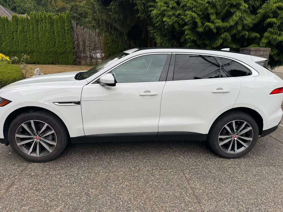 2019 Jaguar F-Pace - Image 3 of 12