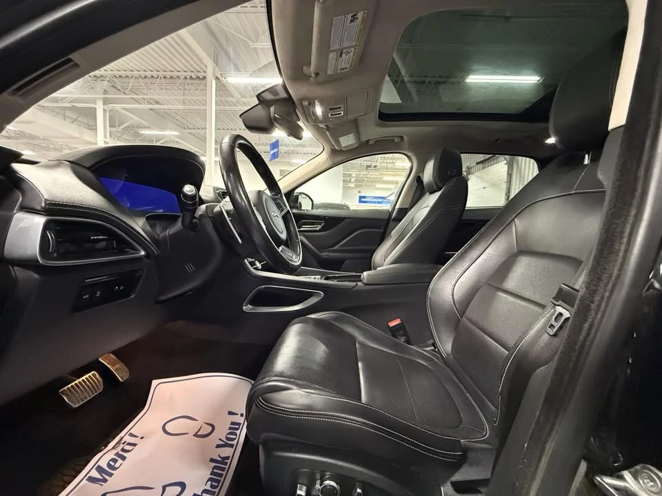 2019 Jaguar F-Pace - Image 10 of 17