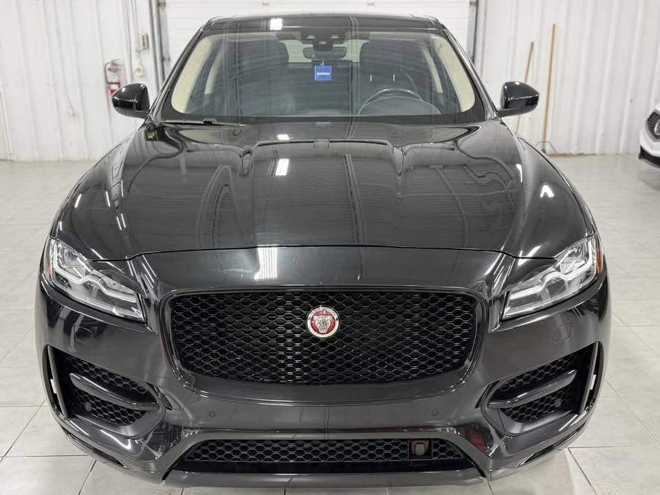 2019 Jaguar F-Pace - Image 2 of 17