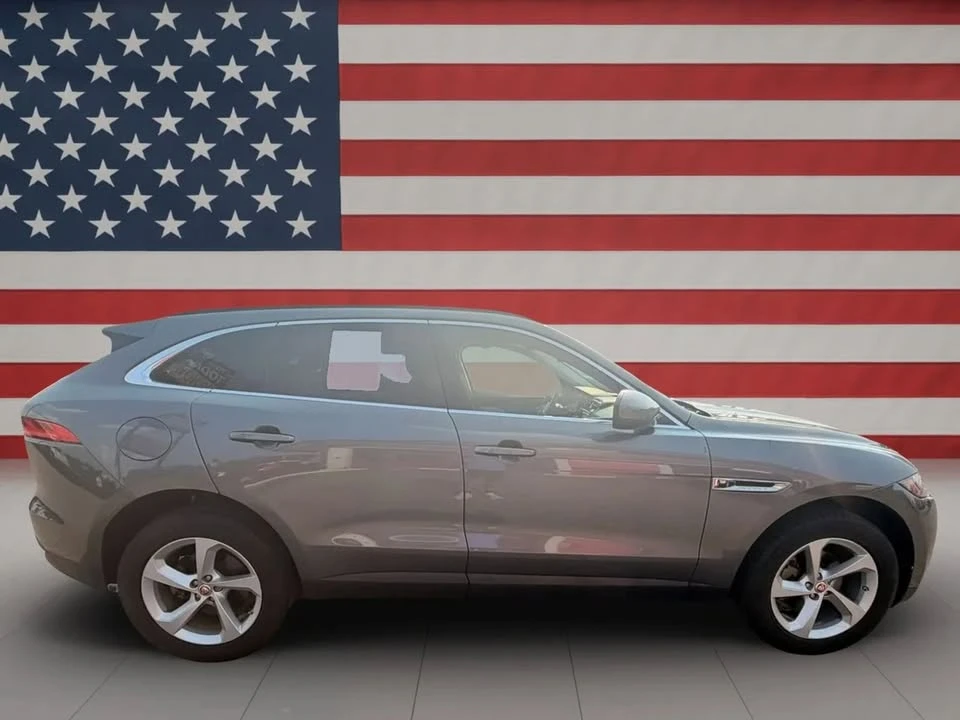2019 Jaguar F-Pace - Image 8 of 15