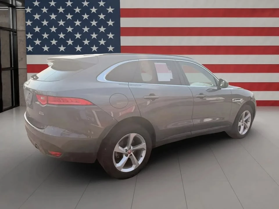 2019 Jaguar F-Pace - Image 7 of 15