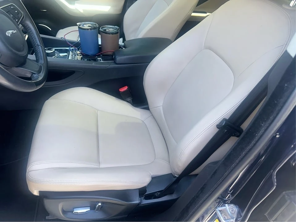2019 Jaguar F-Pace - Image 9 of 18