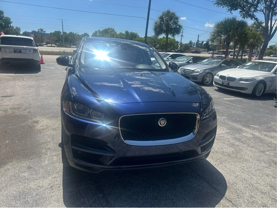 2019 Jaguar F-Pace - Image 7 of 18