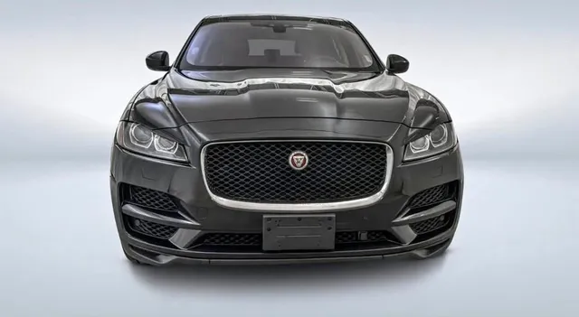 2019 Jaguar F-PACE Prestige