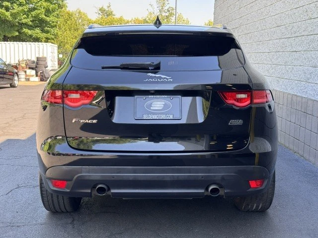 2019 Jaguar F-Pace - Image 15 of 20