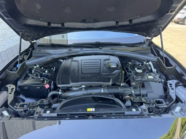 2019 Jaguar F-Pace - Image 5 of 20
