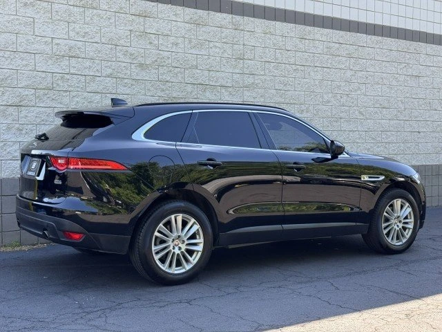 2019 Jaguar F-Pace - Image 16 of 20