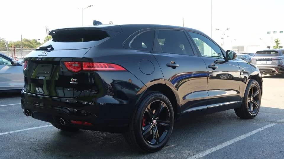 2019 Jaguar F-Pace - Image 13 of 20
