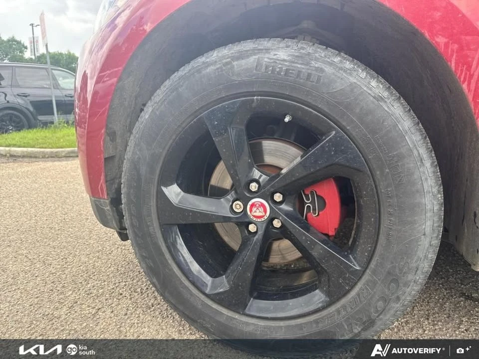 2019 Jaguar F-Pace - Image 6 of 20
