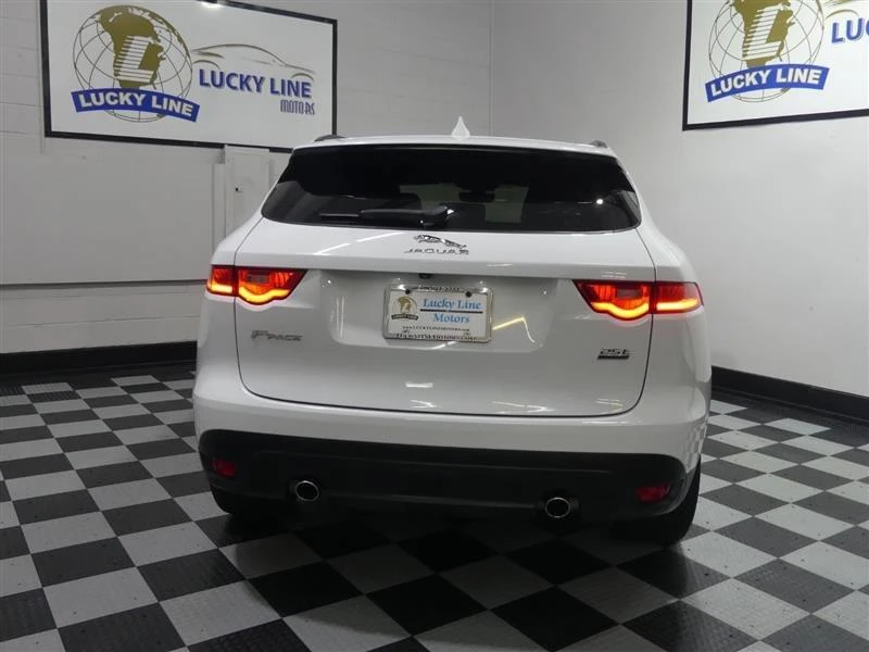 2019 Jaguar F-Pace - Image 8 of 20