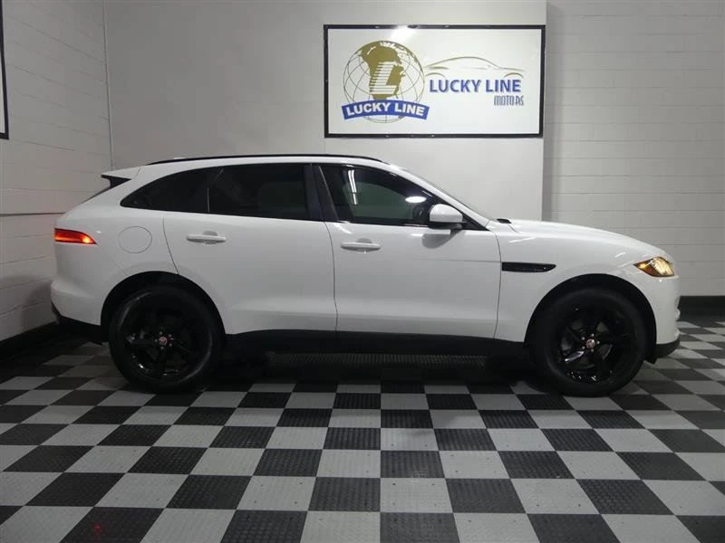 2019 Jaguar F-Pace - Image 6 of 20