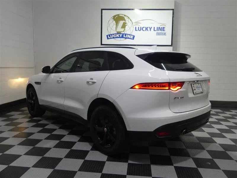 2019 Jaguar F-Pace - Image 11 of 20