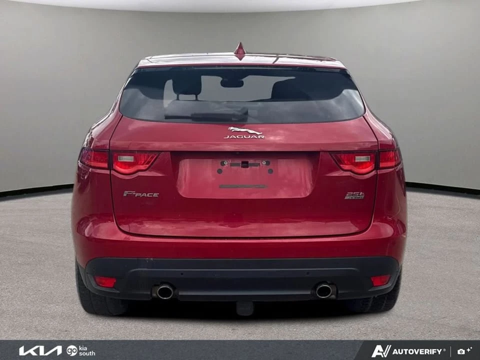 2019 Jaguar F-Pace - Image 5 of 17