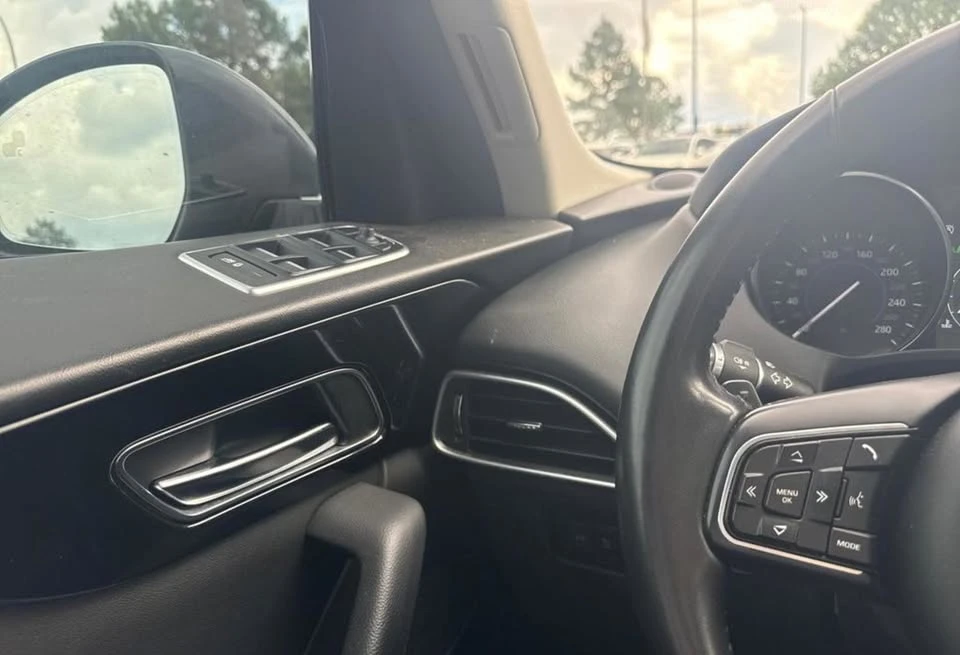 2019 Jaguar F-Pace - Image 12 of 15